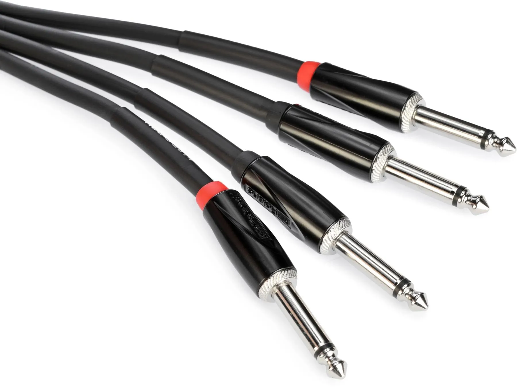 Roland Black Series Interconnect Cable 1/4-Inch Dual 5 Feet, Heavy-Duty, Low-Capacitance Design